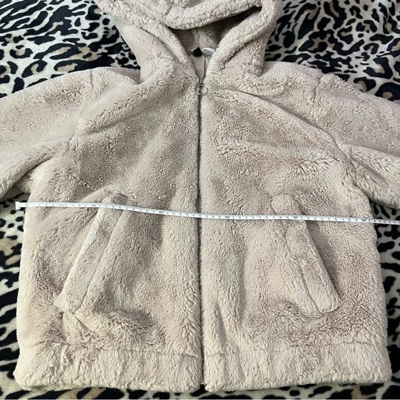 H&M Light Beige Teddy Jacket - Picture 3 of 11